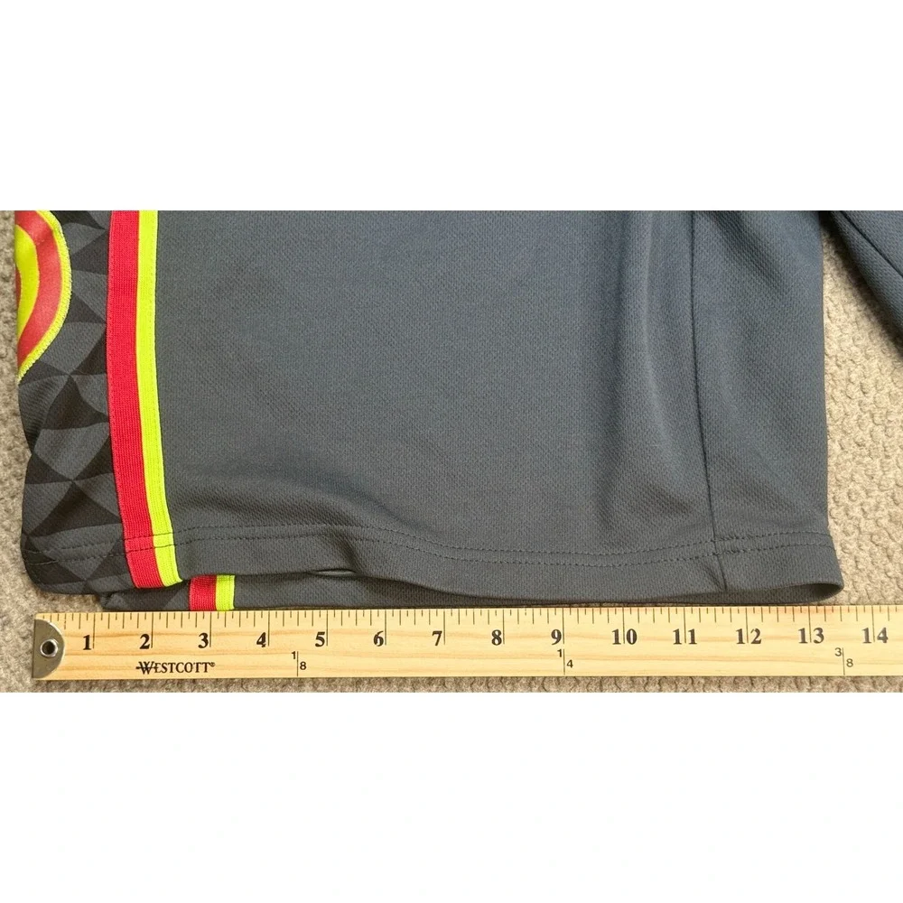 Adidas NBA Atlanta Hawks Multicolored Basketball Shorts Size Large‎